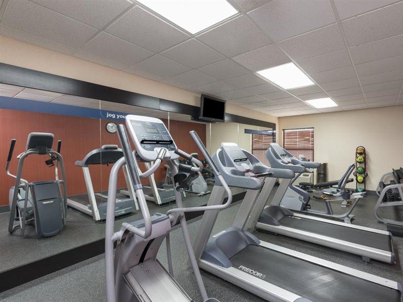 Walker Hampton Inn Grand Rapids/North מראה חיצוני תמונה