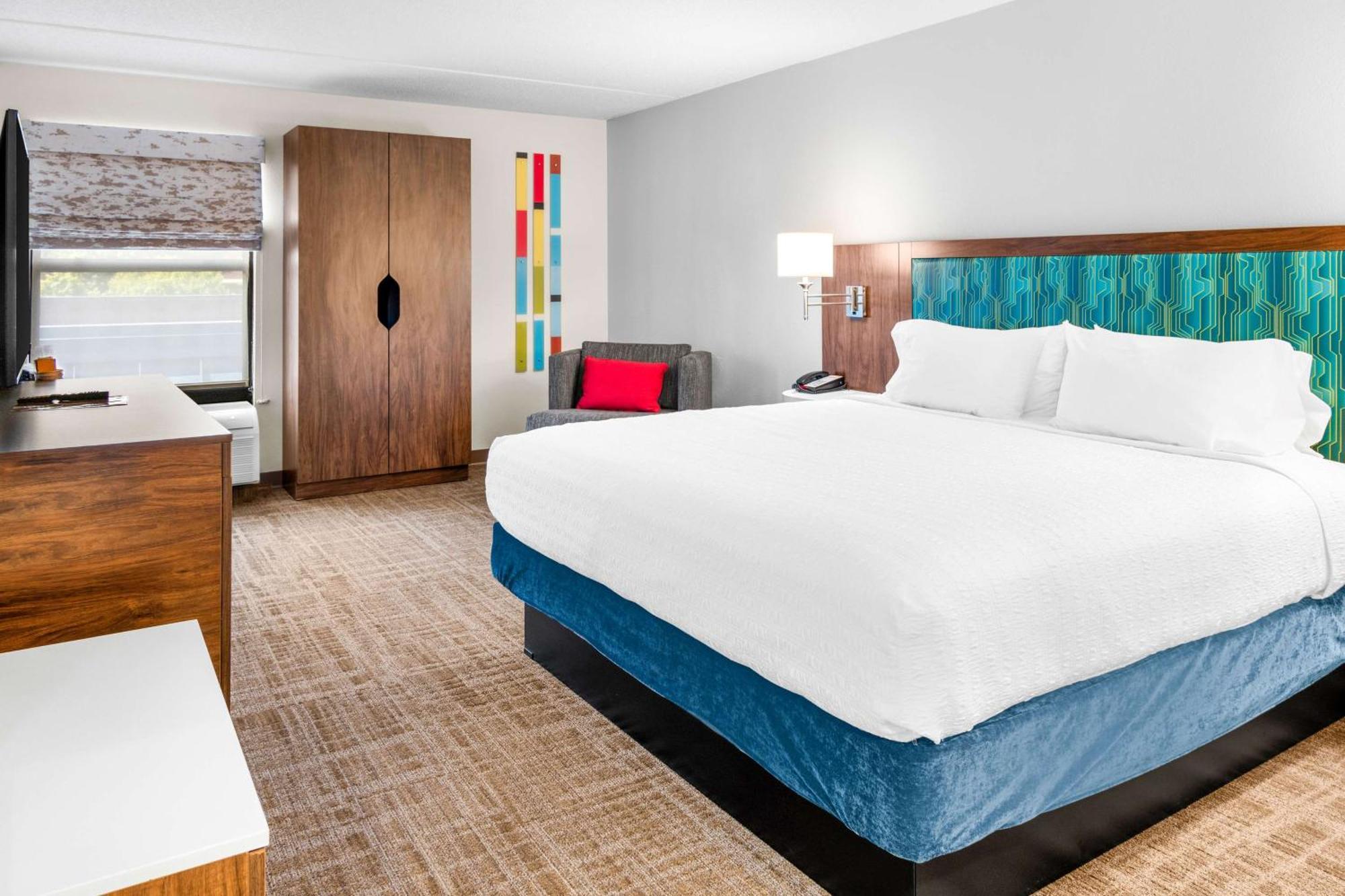 Walker Hampton Inn Grand Rapids/North מראה חיצוני תמונה