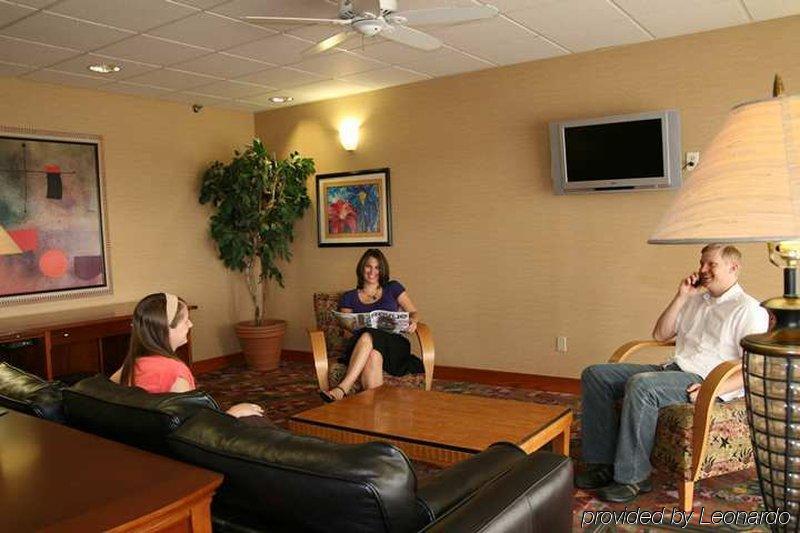 Walker Hampton Inn Grand Rapids/North מראה פנימי תמונה
